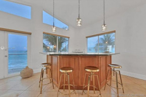 One - BR spacious beach place